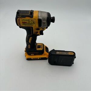 DEWALT DCF887 20V Cordless 1/4" Impact Driver And 2 Batteries
